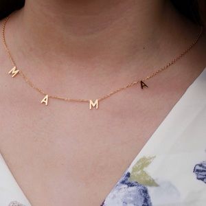 MAMA necklace NEW